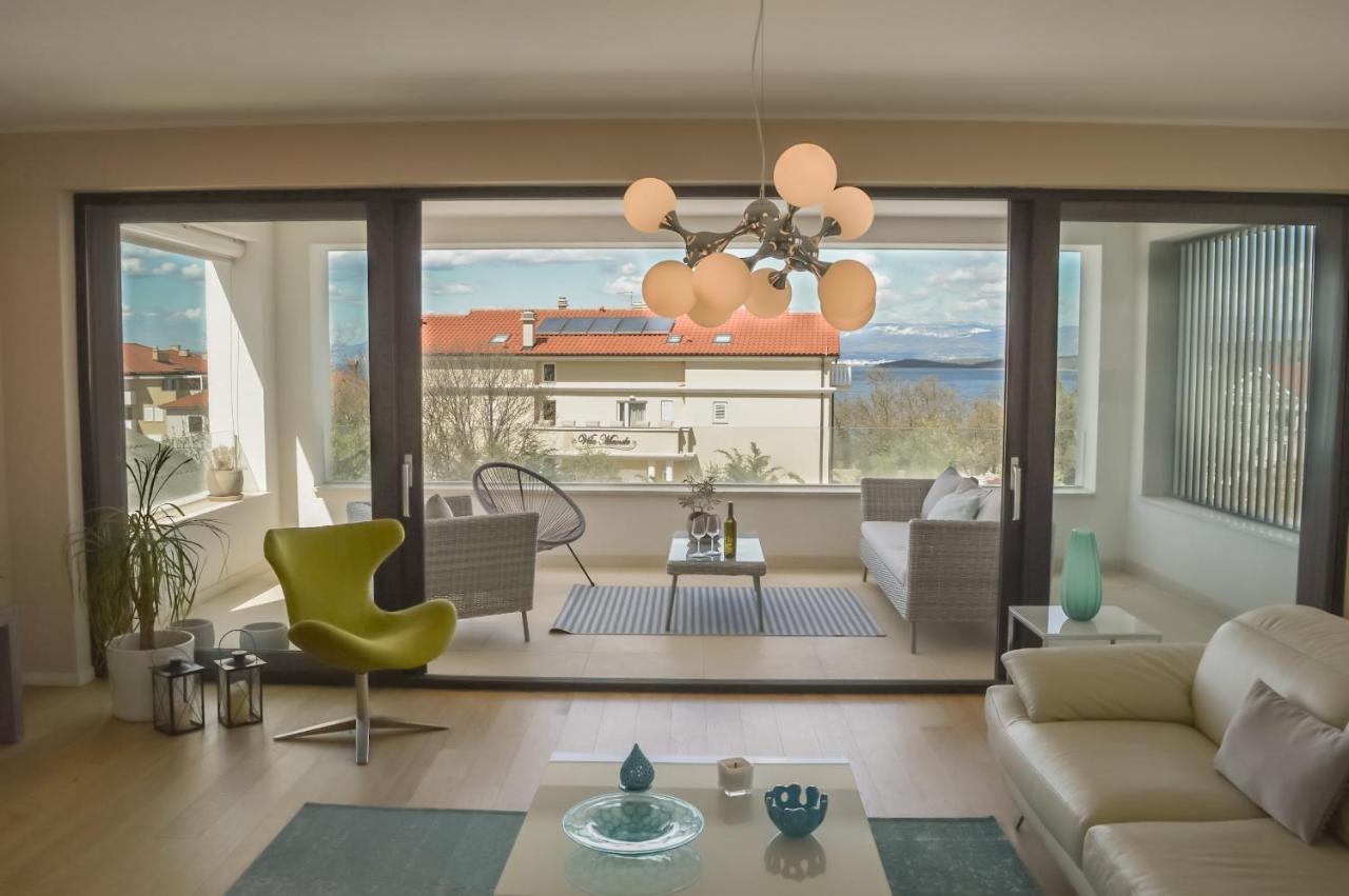 Rova Apartment Malinska Eksteriør billede