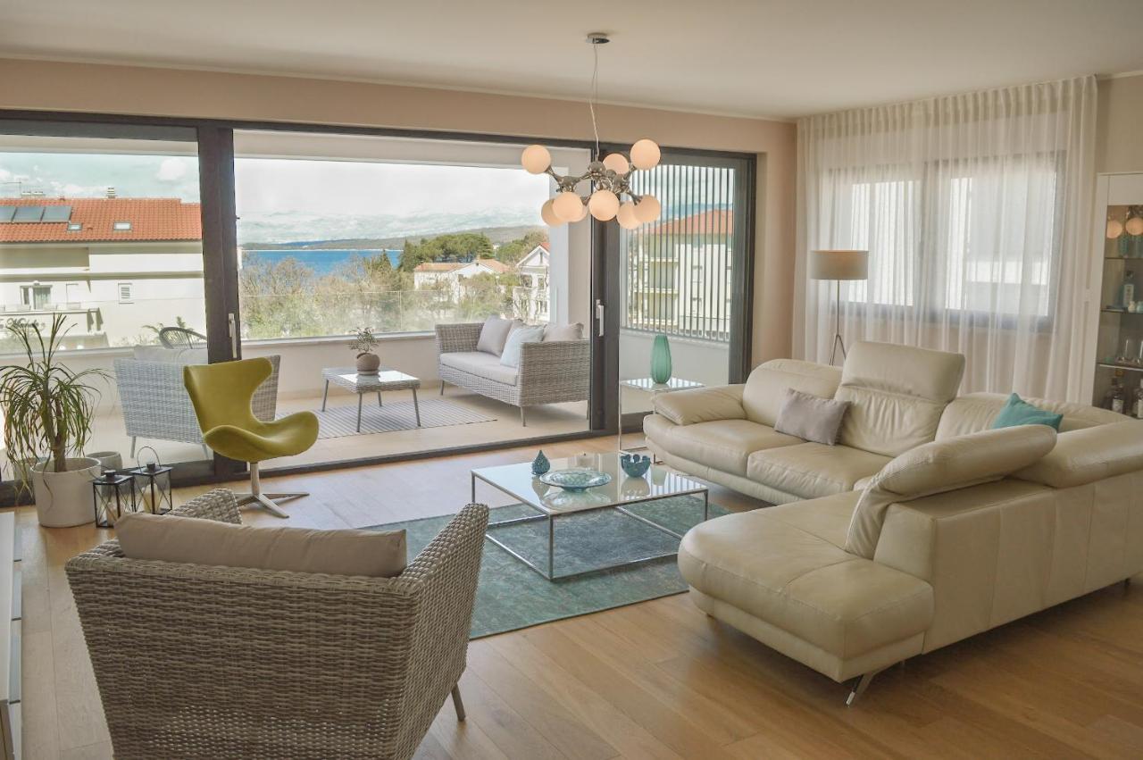 Rova Apartment Malinska Eksteriør billede